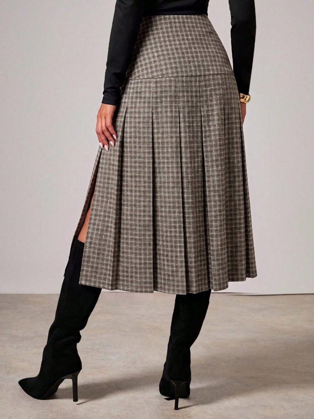 Brown Elegant Women's Plaid Pleated Midi Skirt - Picture 2 of 6